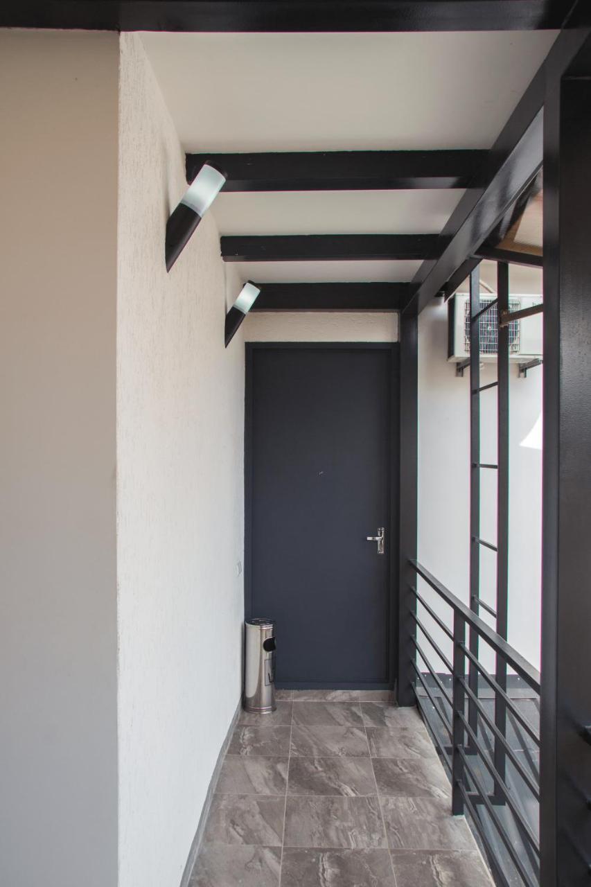 Westay Hotel Tbilisi Exterior foto