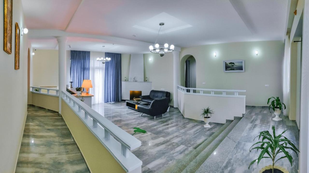 Westay Hotel Tbilisi Exterior foto